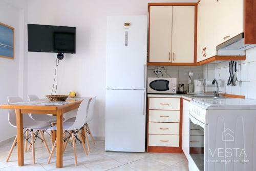 Katia?s Apartment In Kallithea, Netflix & Internet