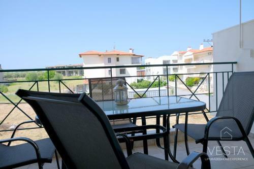 Katia?s Apartment In Kallithea, Netflix & Internet