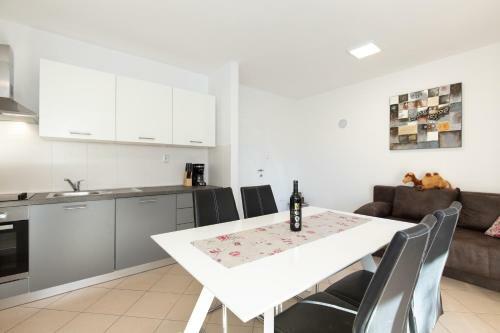 Apartamento Tom's House Njivice