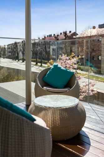 Stayplus Dnb Apartment With Balcony