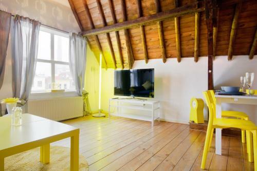 Old Vest Apartment