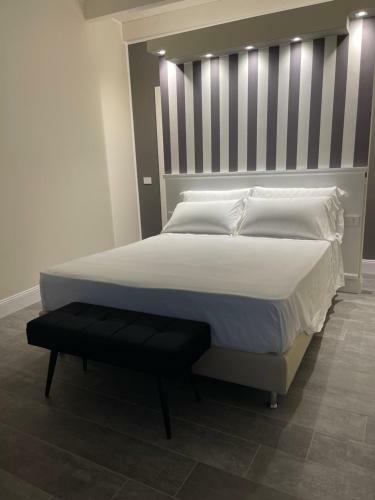 Bed & Breakfast 18 Dante Luxury Suites