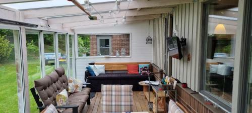 Villa Hus Med Uterum Och Tr�dg�rd