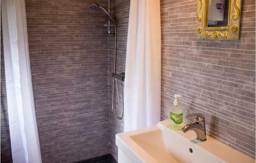 Awesome Home In H�gsby With 1 Bedrooms
