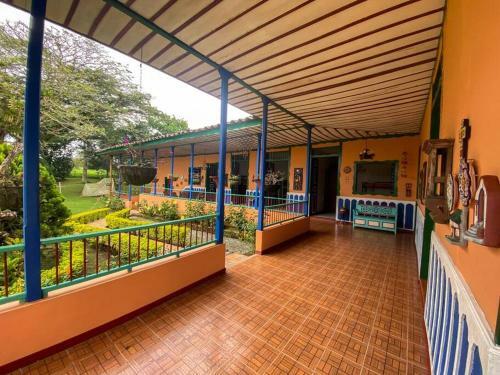 Finca Cafetera El Portal Con Piscina