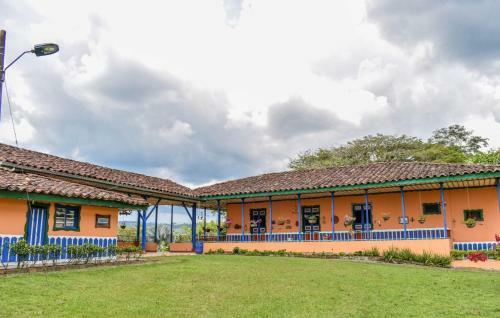 Finca Cafetera El Portal Con Piscina