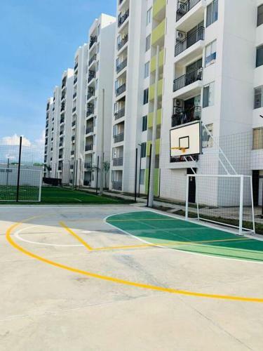 Apartamento Ricaurte, Moderno, Confortable Apto, Ac, Parquead, Wifi, Netflix