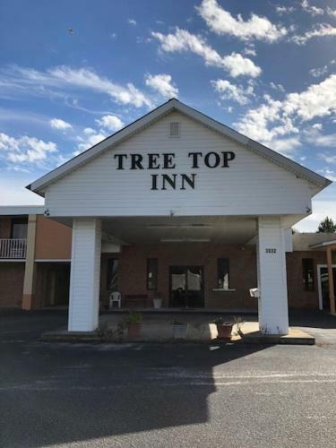Motel Treetop Inn