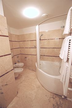 Hotel Habitat
