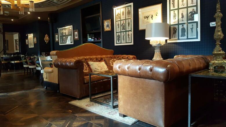 Windsor Arms Hotel