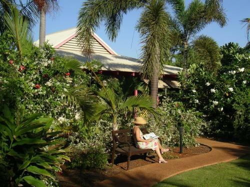 Hotel Habitat Resort