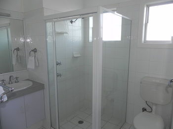 Leisure-lee Holiday Apartments