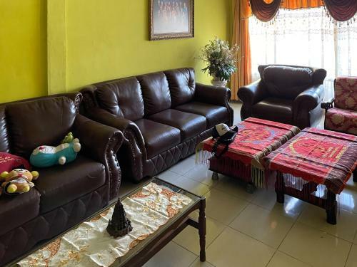 Hotel Valencia Homestay Redpartner