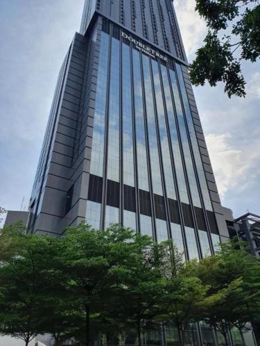 Entire Apartment,infinity Pool,freeparking Hill10