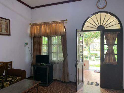 Hotel D? Tatoti Homestay By Luxury Degree