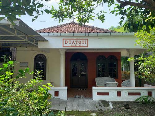 Hotel D? Tatoti Homestay By Luxury Degree