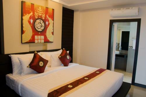 Lulu Hotel Phuket