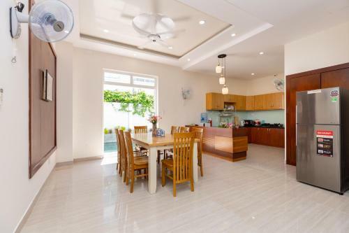 Villa H? B?i Long Cung Resort H??ng Giang