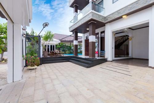 Villa 2 H? B?i Ri�ng B�i Sau