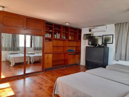 Casa De Lago Con Alberca Propia