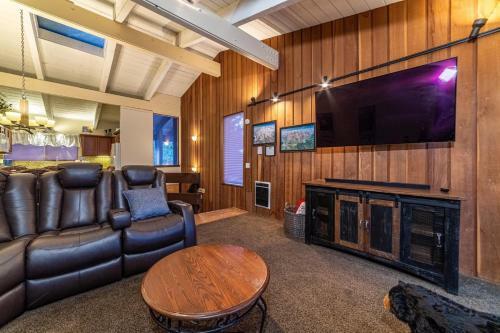 #494 Close To Village Gondola, Mammoth Estates