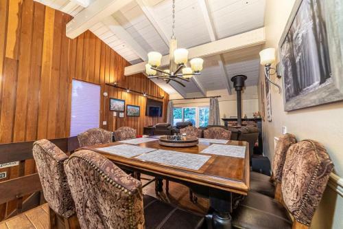 #494 Close To Village Gondola, Mammoth Estates