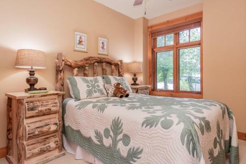 #509 Cozy Mountain Condo With Spa