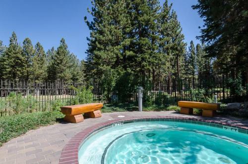 #509 Cozy Mountain Condo With Spa