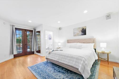 Villa Beverly Grove Spanish Oasis With Pool & Parking