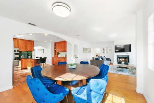 Villa Beverly Grove Spanish Oasis With Pool & Parking