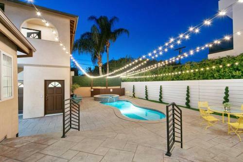 Villa Beverly Grove Spanish Oasis With Pool & Parking