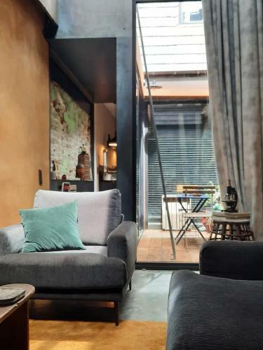 Agr�able Maison De Ville Avec Cour Int�rieure