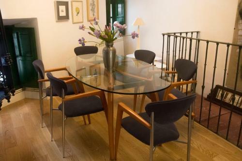 Apartamento Torre�n Y Arco De Santa Ana