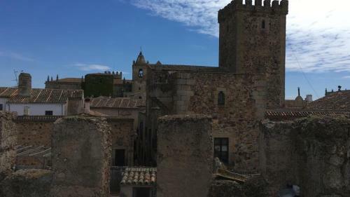 Apartamento Torre�n Y Arco De Santa Ana