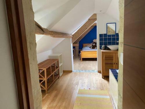 Maison Et D�pendances