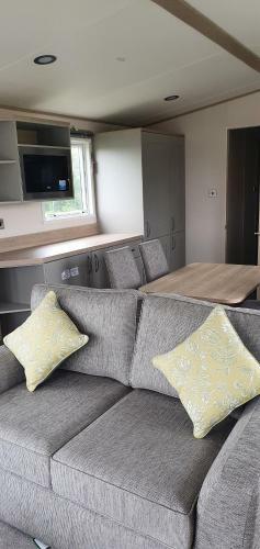 Lodge Home Farm Park - Static Caravans