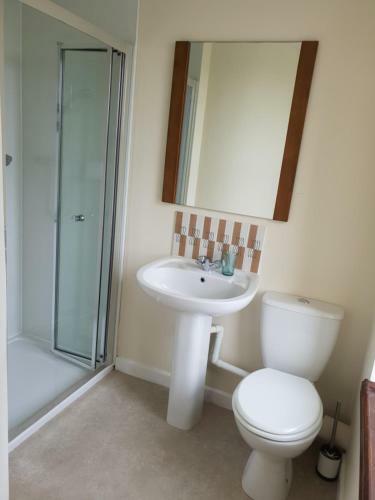 Kings Acre Spacious 4 Bed With Breath-taking Views