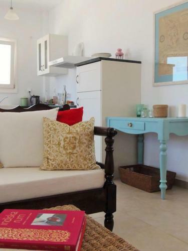 Amazing Villa With Sea Views In Syros Greece