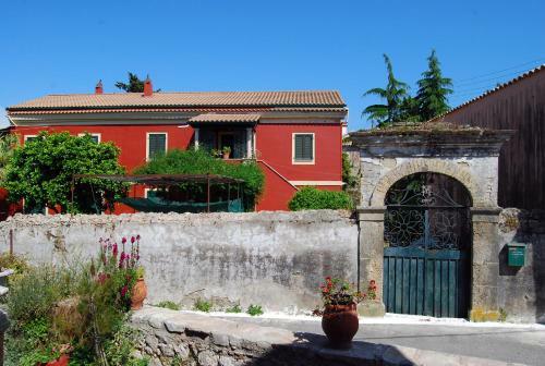 Apartamento Yangos Traditional Home