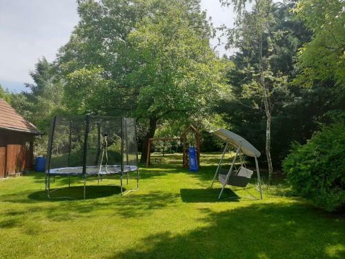 Apartamento B�r�-udvar Vend�gh�z