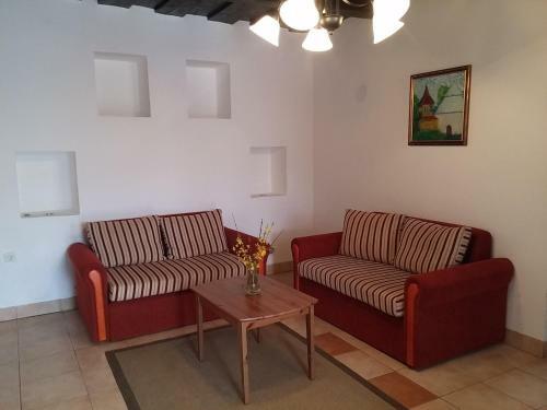 Apartamento B�r�-udvar Vend�gh�z
