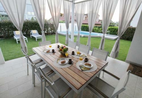 Villa Pura Vida With Pool