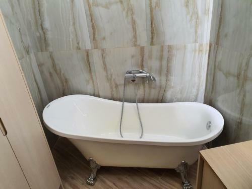 Smart Luxury Amperia House