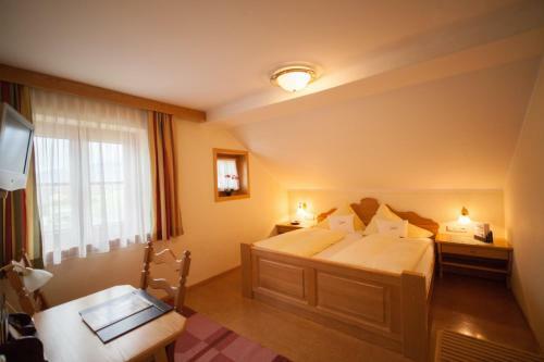 Hostal Hotel Garni Sallerhof