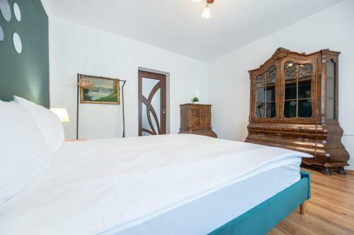 Salca Home