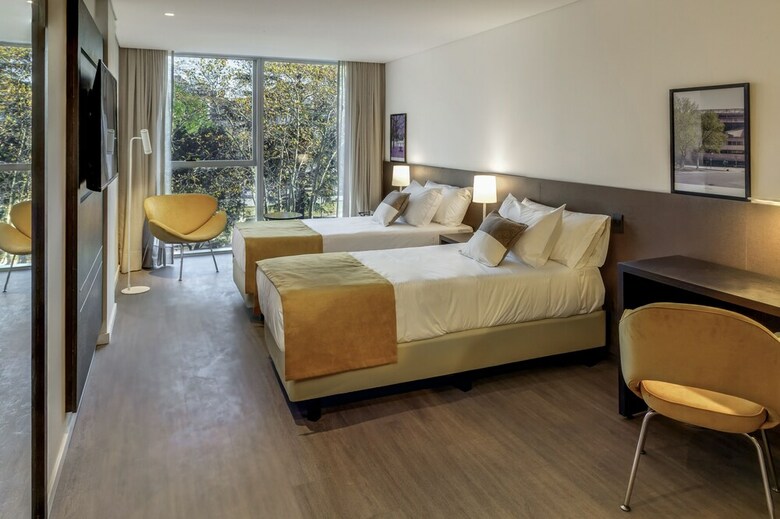 Hotel Dazzler By Wyndham La Plata