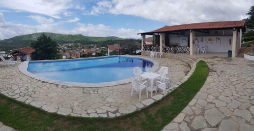 Condom�nio Horizonte Da Serra Lll - Gravat�