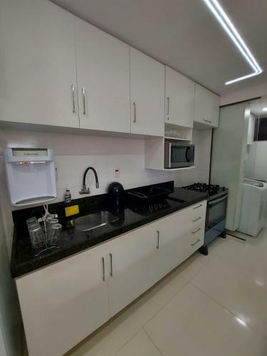 Apartamento Em Frente � Praia Dos Milion�rios