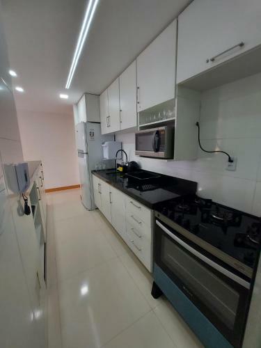 Apartamento Em Frente � Praia Dos Milion�rios