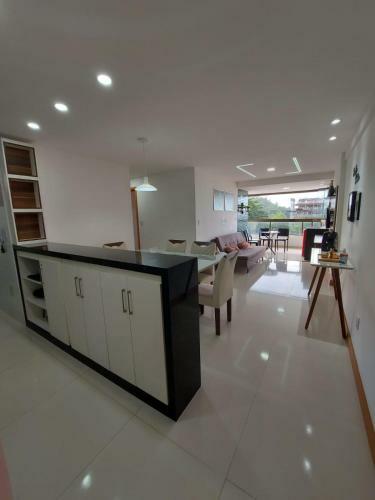Apartamento Em Frente � Praia Dos Milion�rios